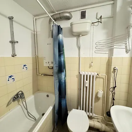 Monteurwohnung In *
