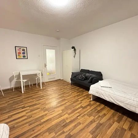 Monteurwohnung In * Kiel